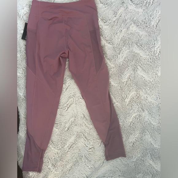 New Women’s Walk Pop Ava Leggings size medium. - Picture 4 of 8